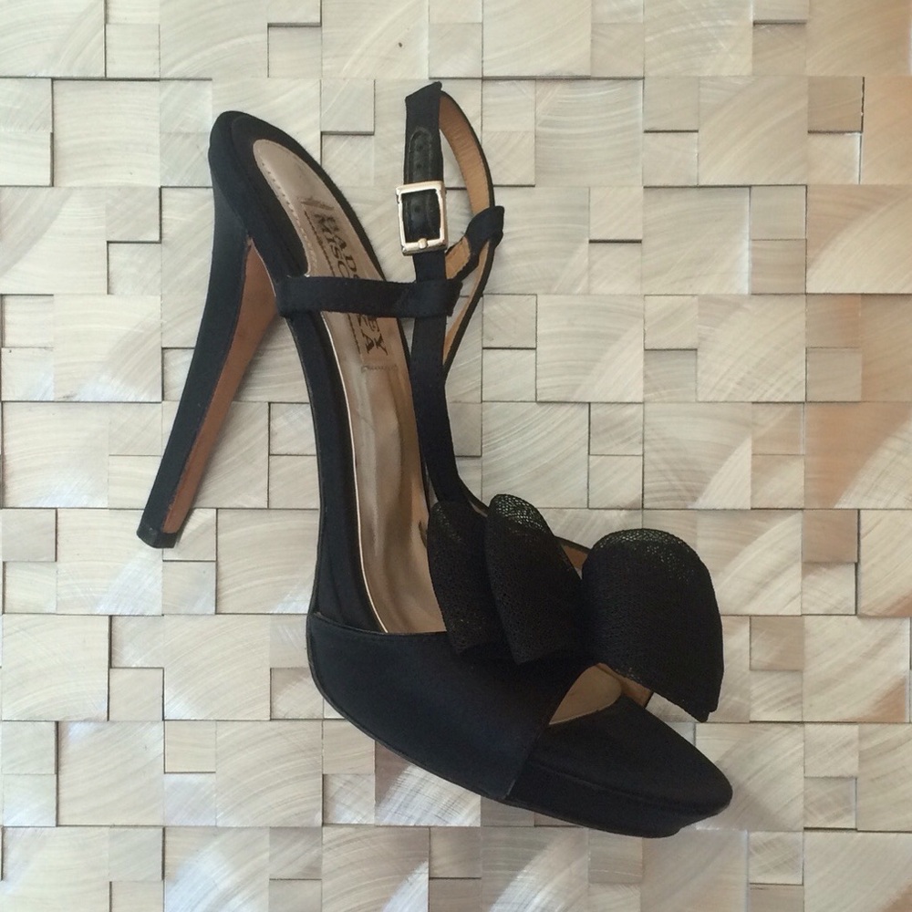 Badgley Mischka Satin Heels